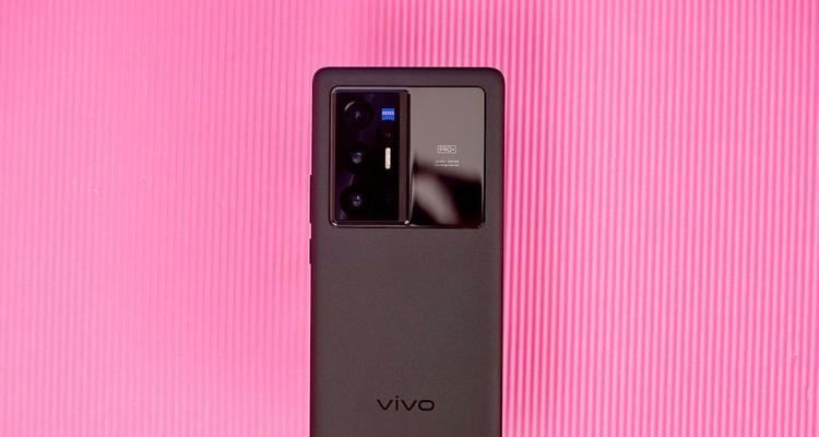 全面解析vivoX70系列（突破性相机技术，细腻还原真实美）