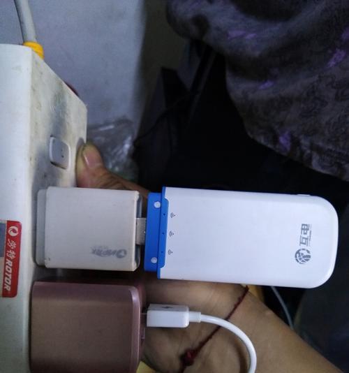 如何解决WiFi红灯一直闪烁但没有网络连接问题（排除故障步骤及网络恢复关键方法）