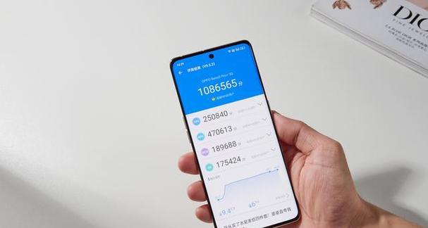 OPPOReno5VSOnePlus8T（一加8T与OPPOReno5对比，详细分析两款手机的优劣势。）