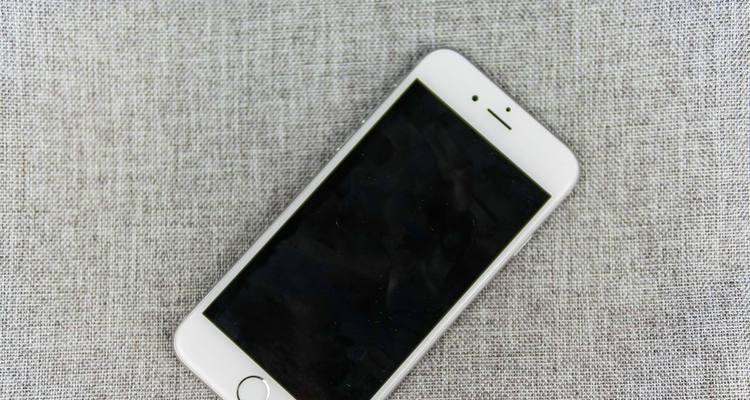 如何正确降温iPhone手机（一步步教你如何保护手机不过热）