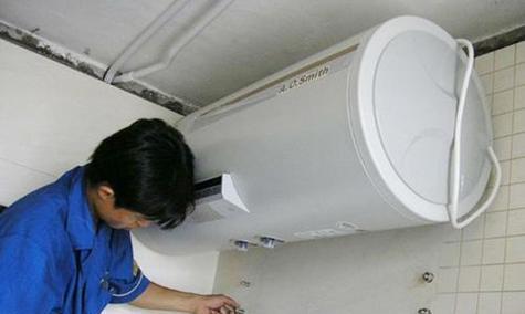 如何修理热水器水箱漏水（简单步骤解决您的热水器漏水问题）