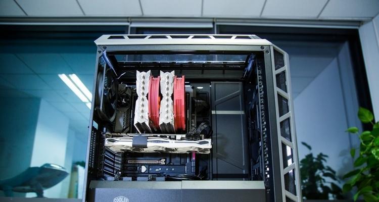 MasterCaseH500M机箱评测怎么样？散热和扩展性如何？