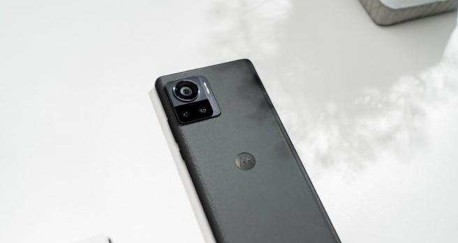 MotoX30Pro使用体验怎么样？常见问题有哪些解决方法？